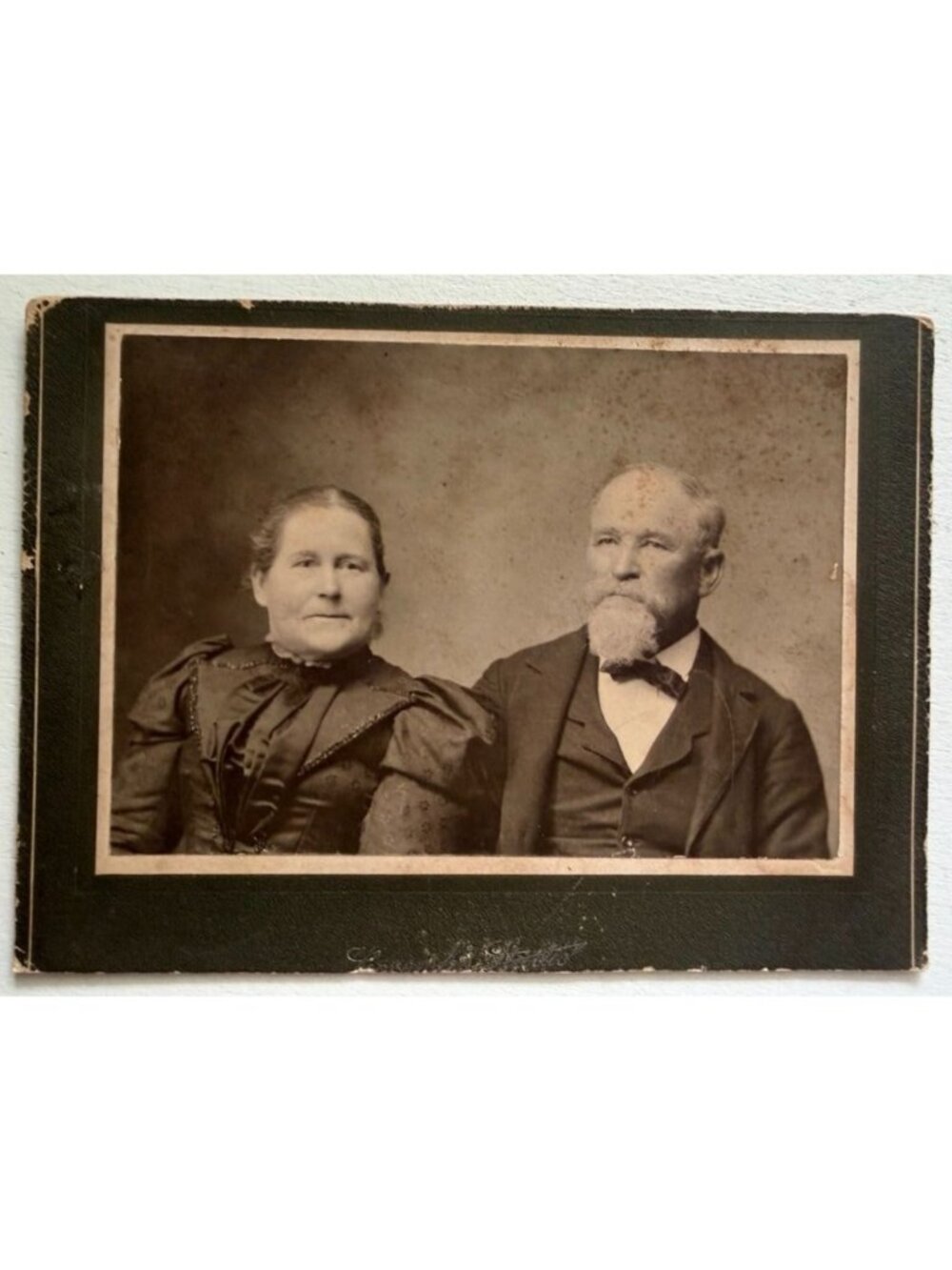 Vintage Portrait 19th Century Victorian Cabinet Card Bearded Man Elderly Couple